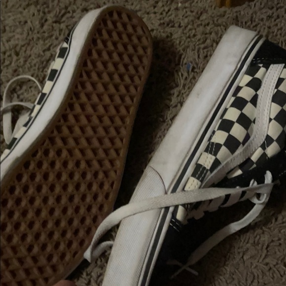 Vans - Picture 2 of 2